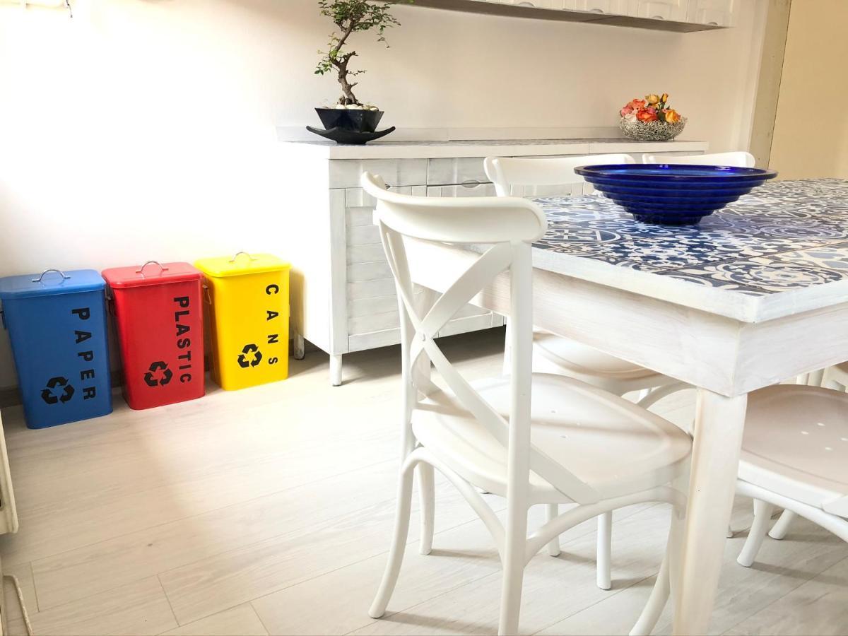 Clua Holiday House Porto Ceresio Luaran gambar