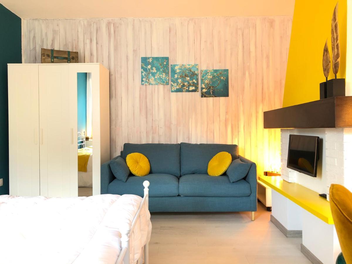 Clua Holiday House Porto Ceresio Luaran gambar